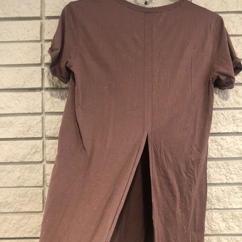Lululemon split tee - Picture 7 of 9